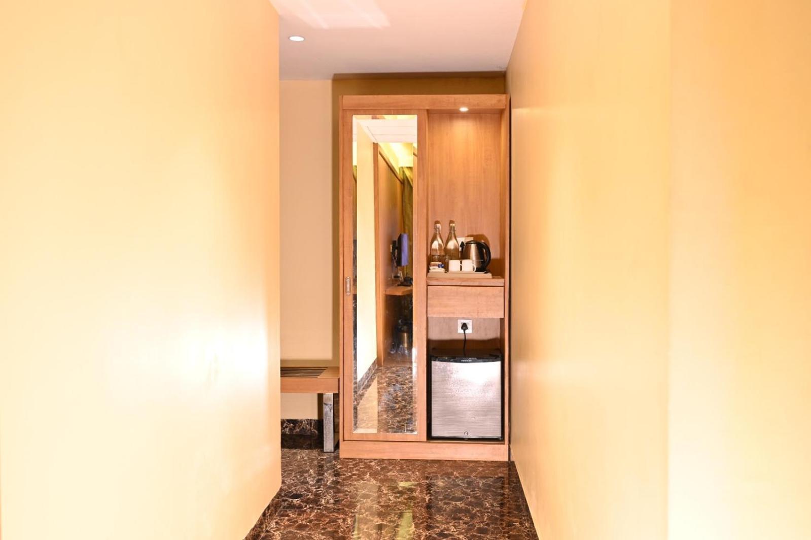 The Fern Residency Kolkata Ξενοδοχείο Εξωτερικό φωτογραφία