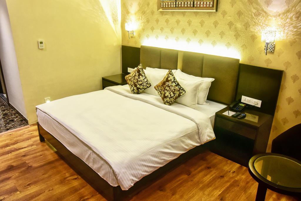 The Fern Residency Kolkata Ξενοδοχείο Εξωτερικό φωτογραφία