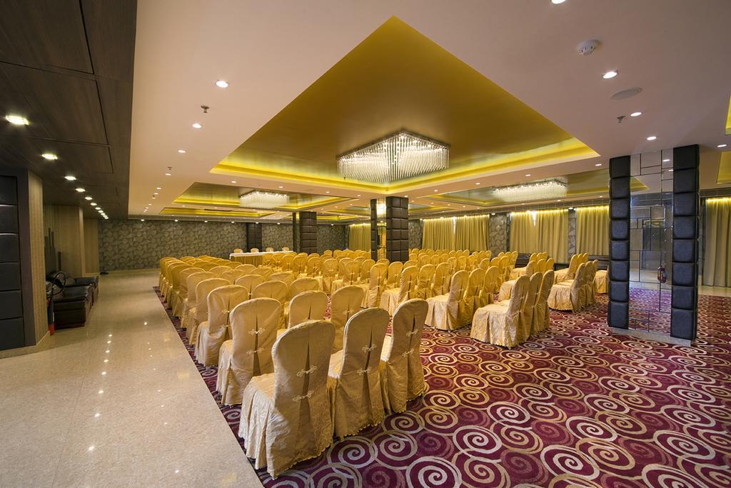 The Fern Residency Kolkata Ξενοδοχείο Εξωτερικό φωτογραφία