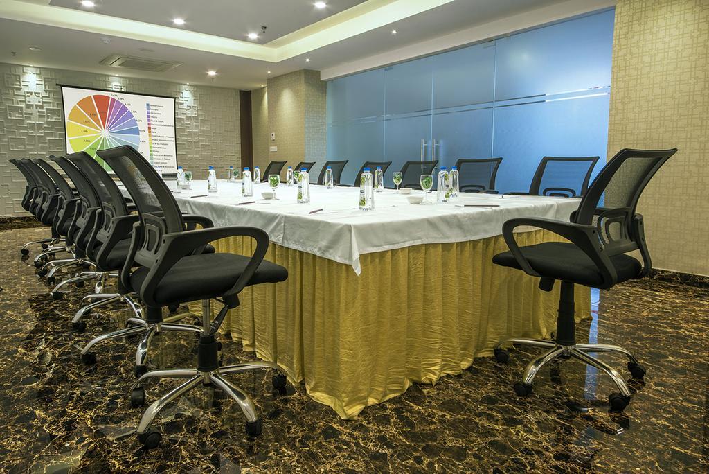 The Fern Residency Kolkata Ξενοδοχείο Εξωτερικό φωτογραφία
