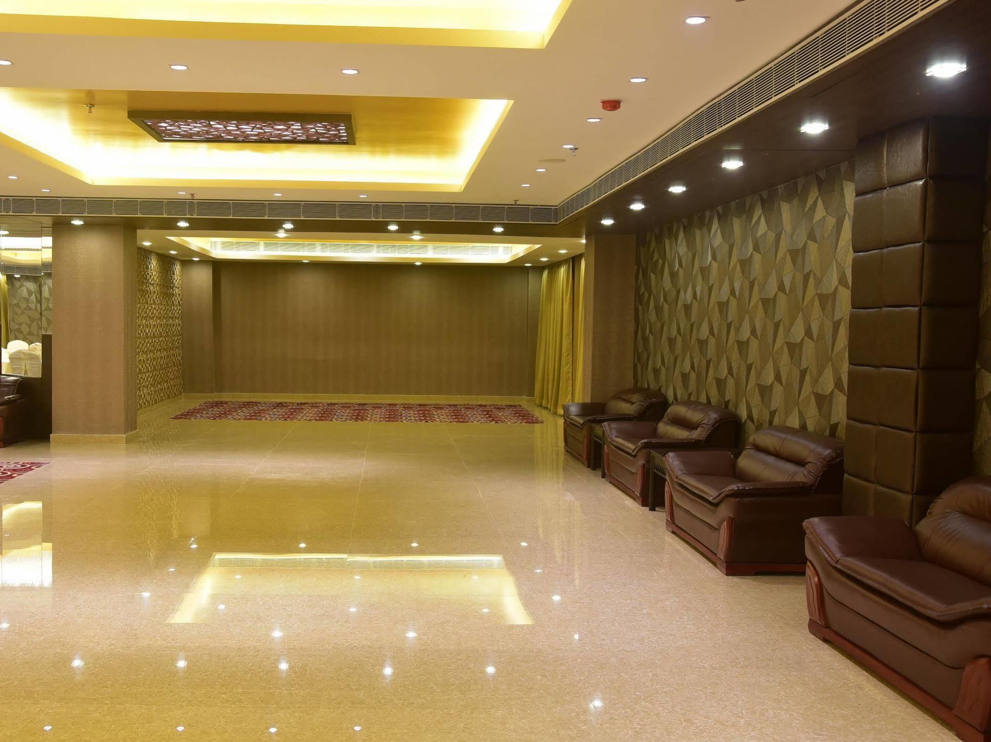 The Fern Residency Kolkata Ξενοδοχείο Εξωτερικό φωτογραφία